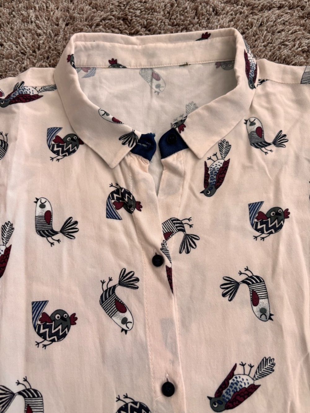 Bird Print Button-Down Shirt in Cream and Navy Size Medium - Picture 3 of 6